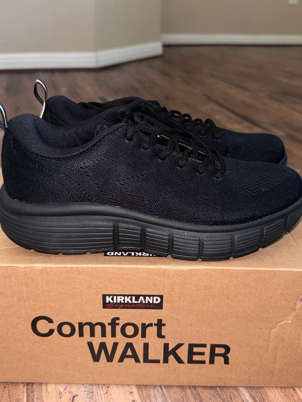 Kirkland Signature Black Men's Comfort Walker Sneakers